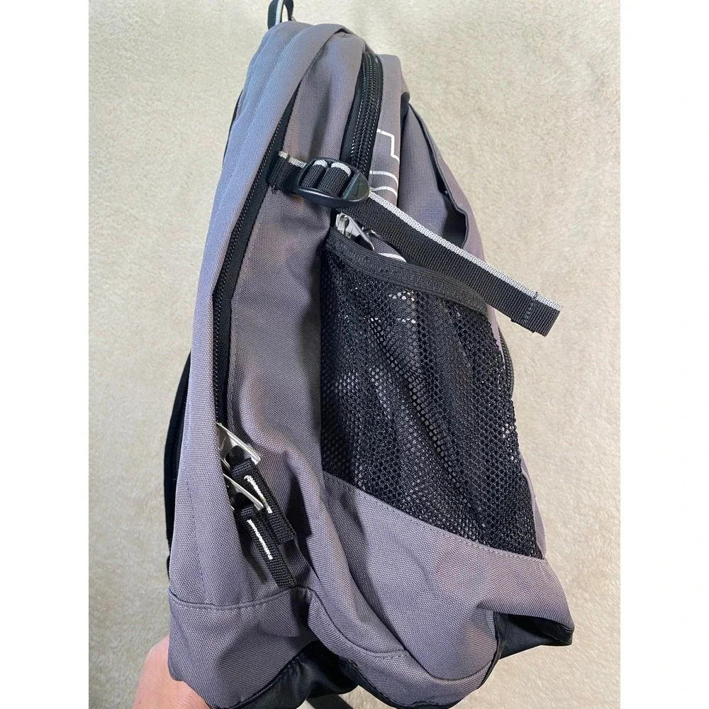 Nike gray black